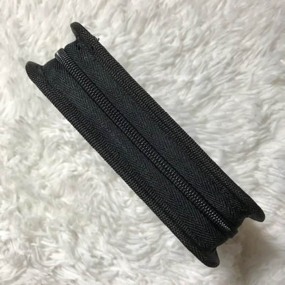 NWOT Crazy 8's, Go Fish, Dice & Zippered Travel Storage Case Set - Picture 9 of 11